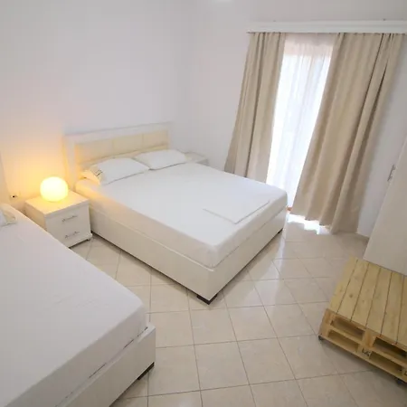 Apartmán Garden Eva Sarandë