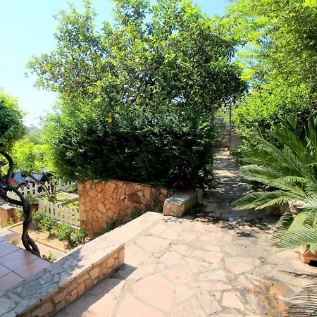 Garden Eva *