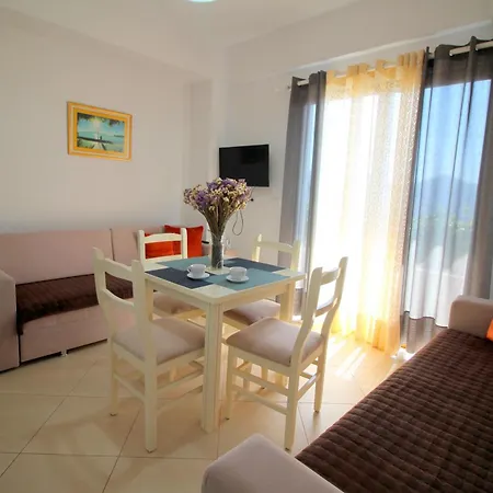 Garden Eva Apartment
