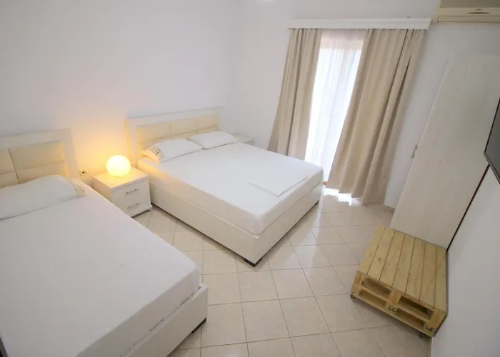 Apartament Garden Eva Saranda