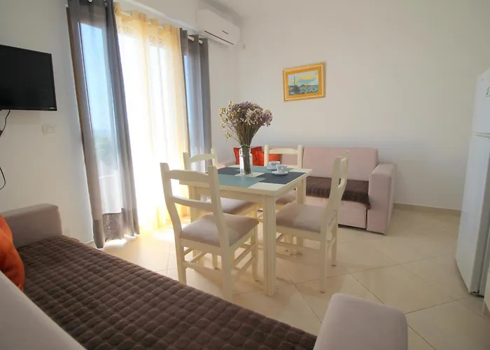 Garden Eva Apartament *